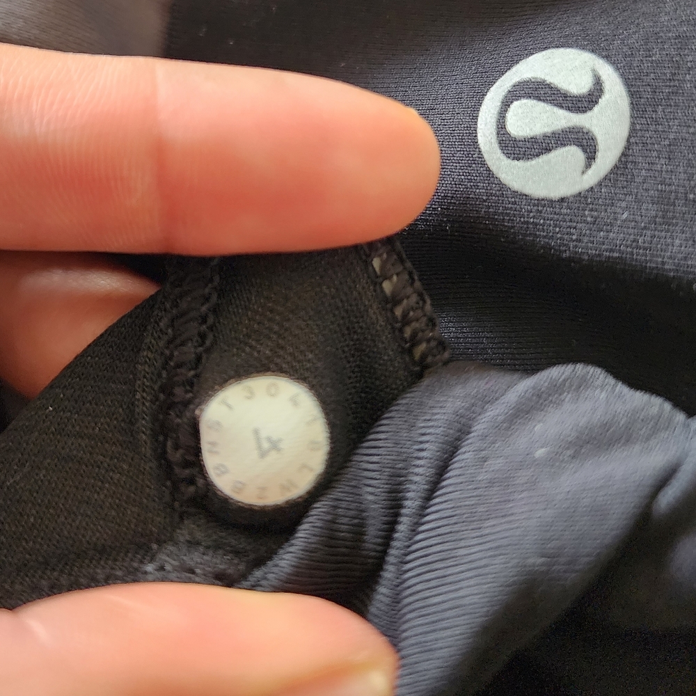 Lululemon Pushing Limits bra - Picture 6 of 7
